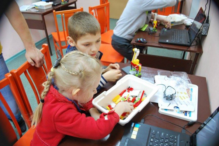 Академия Гениев Сочи ϟ Программирование и роботы