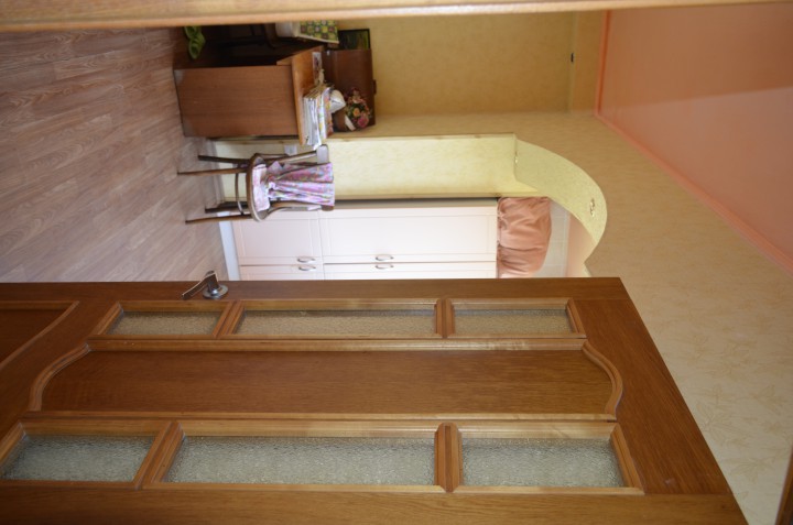 Двушка, перепланированная в трёшку.