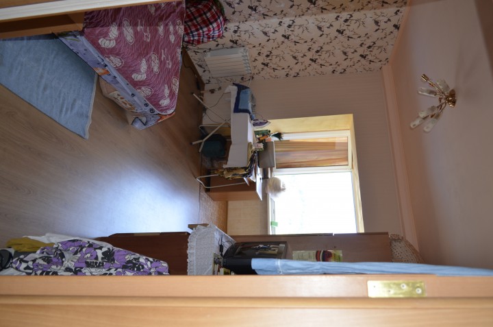 Двушка, перепланированная в трёшку.