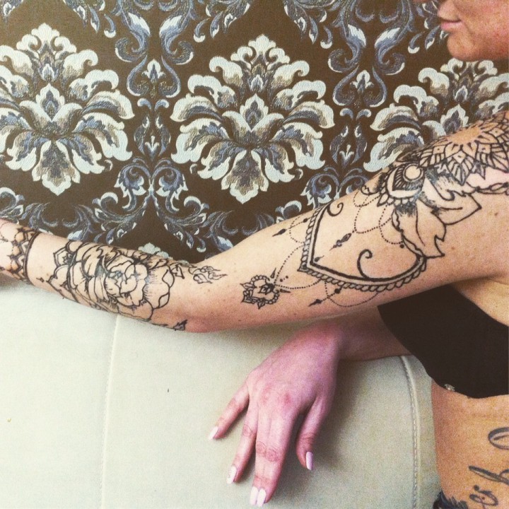 Мехенди в Сочи (центральный район)