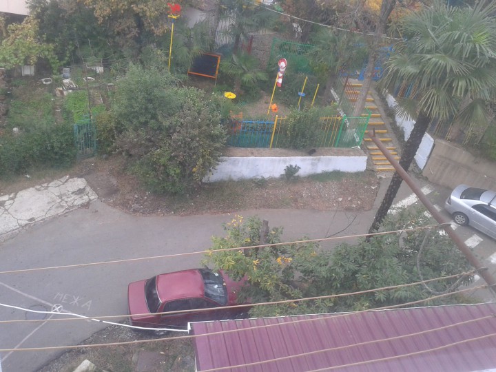 Решили продать свою сталинку.Видовую. 3к квартира. Бытха.