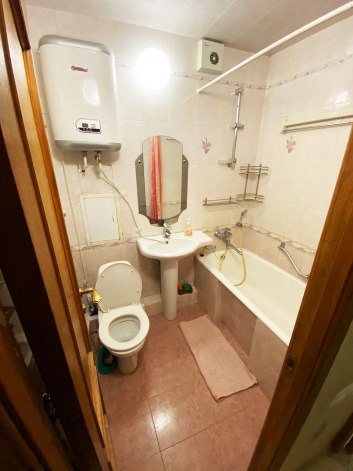 Предлагаю снять 1-ком. квартиру посуточно в центре Сочи, собстве