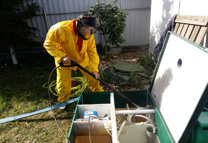 Прочистка засоров канализации и откачка отходов в Сочи