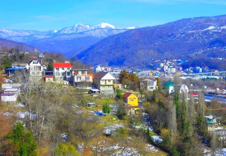 Земельный участок на пасечной, видовой, рядом с остановкой.