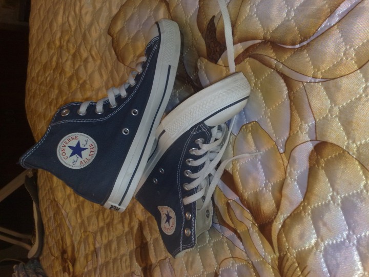 Кеды CONVERSE ALL STAR высокие.