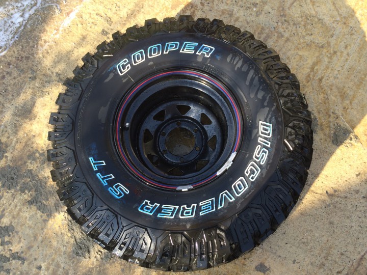 Продам 4 колеса Cooper Discoverer STT 35x12,5x15 с дисками 10x15