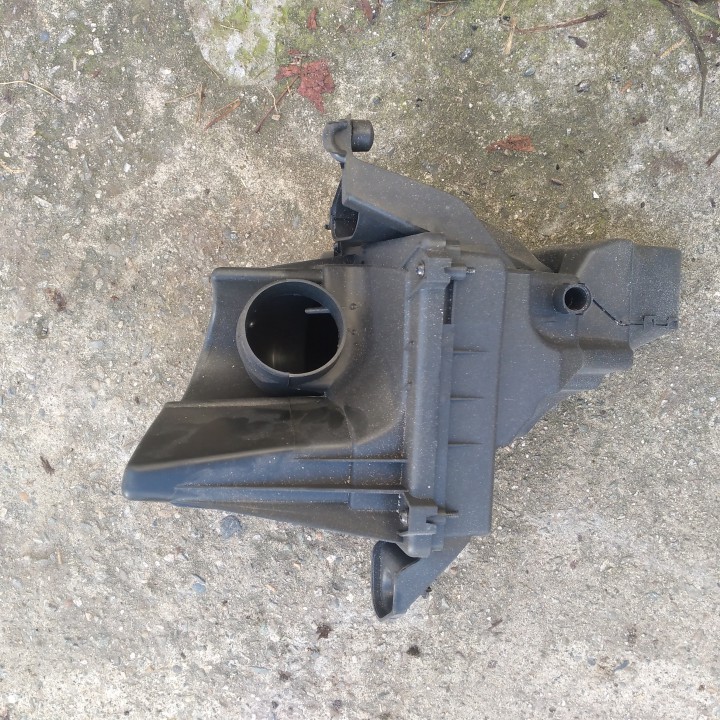 Корпус воздушного фильтра Ford Focus ll