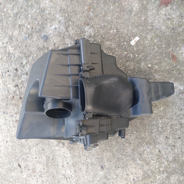 Корпус воздушного фильтра Ford Focus ll