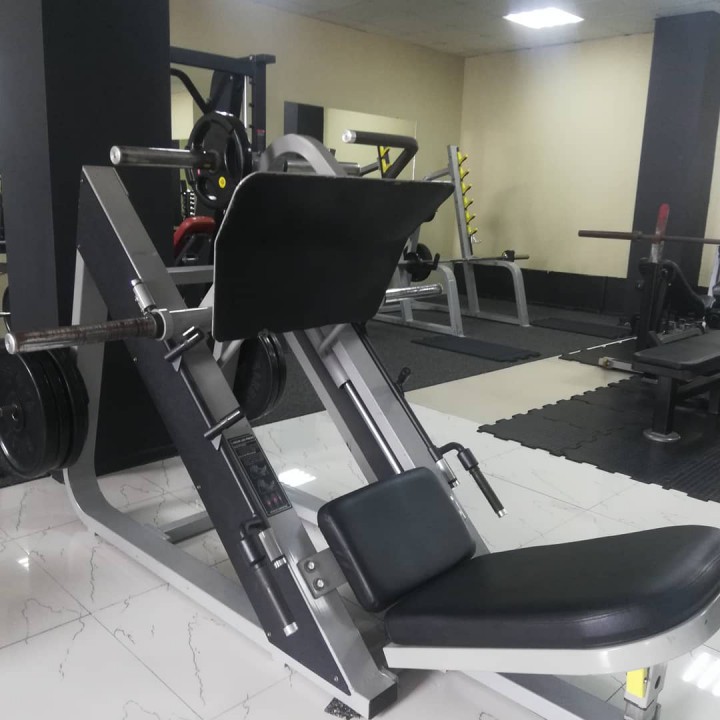 Тренажёрный зал Скала от 1333р месяц*