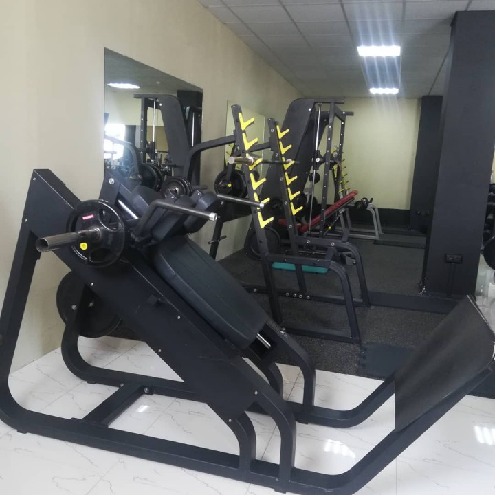 Тренажёрный зал Скала от 1333р месяц*