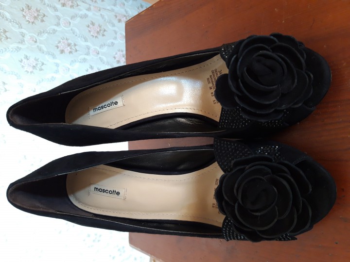 Продаю туфли Маскотте