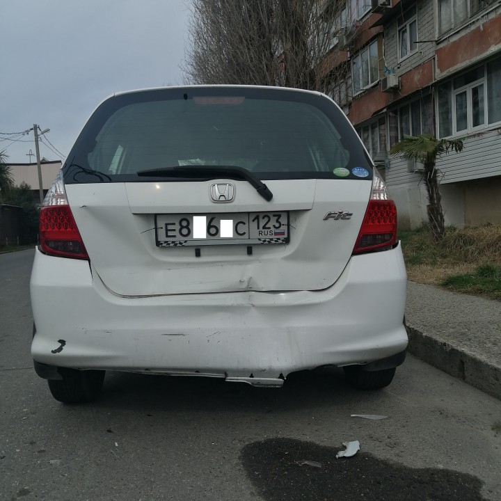 Ищу Водителя совершившего ДТП на Пасечной 14