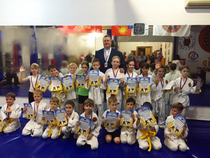 Рукопашный бой , карате для детей и взрослых