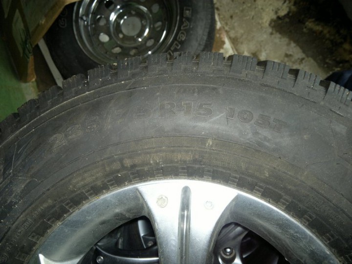 Продам Nokian Hakkapeliitta 5 suv на дисках