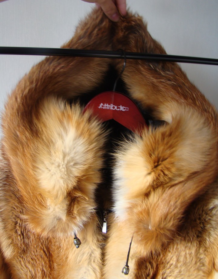 Продаю лисью шубку