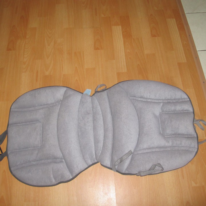 Ортопедическая накидка на автокресло