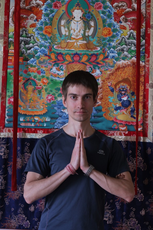 Йога и суставная гимнастика. Групповые и индивидуальные занятия.