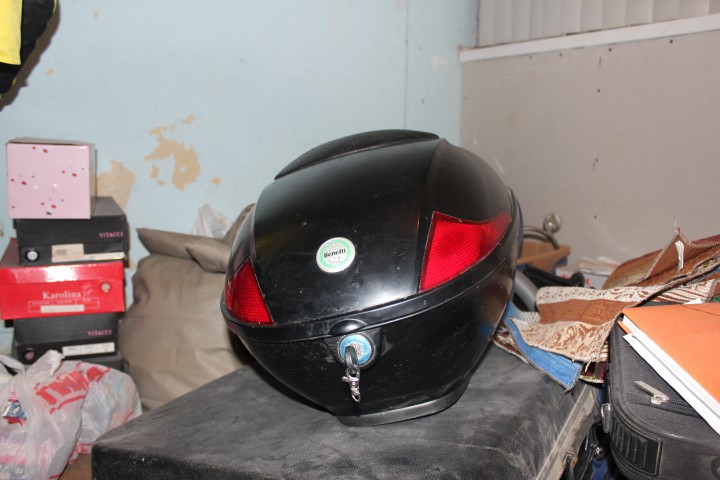 Продам кофр на мопед 