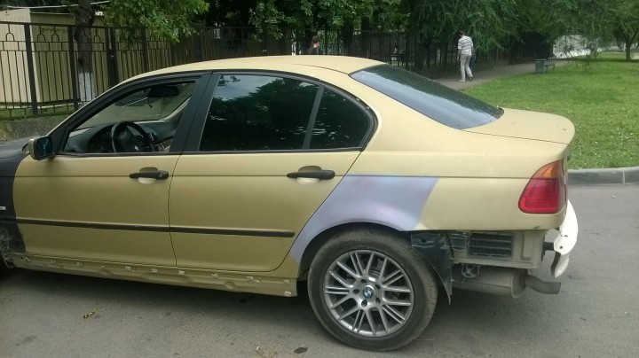 Продам битый BMW