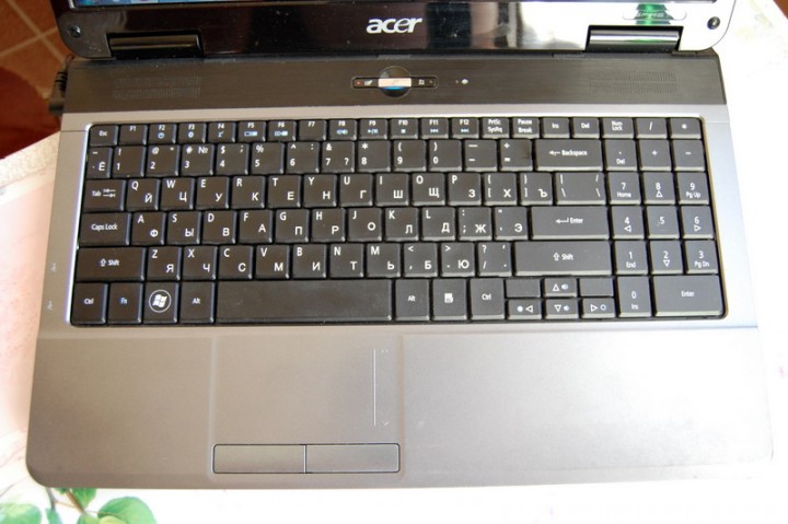 Продам ноутбук Acer Aspire 5732z-433G25Mi