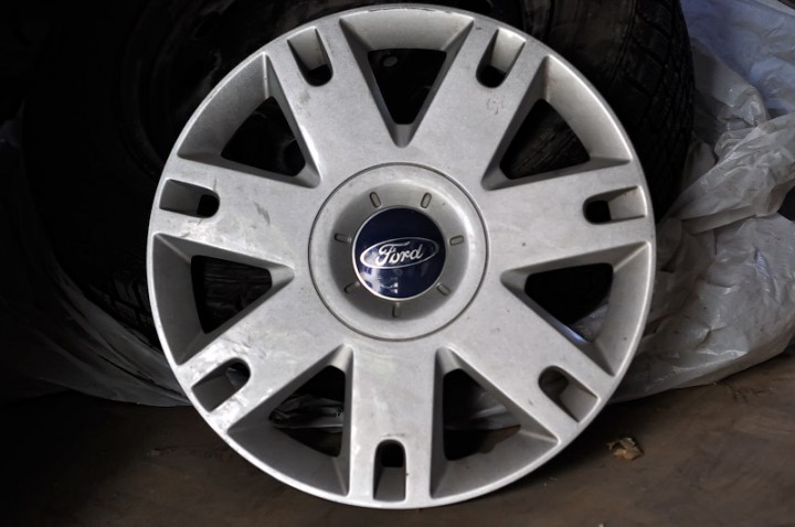 Продаю зимнюю резину на дисках