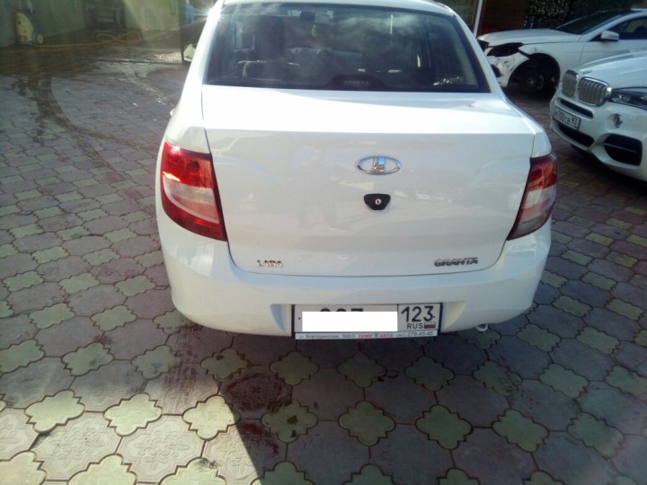 Продам автомобиль Лада Гранта!