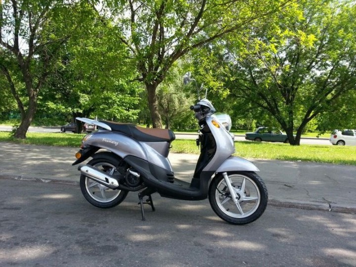 Ищу (сниму) место в гараже для хранения скутера, низ Бытхи или о