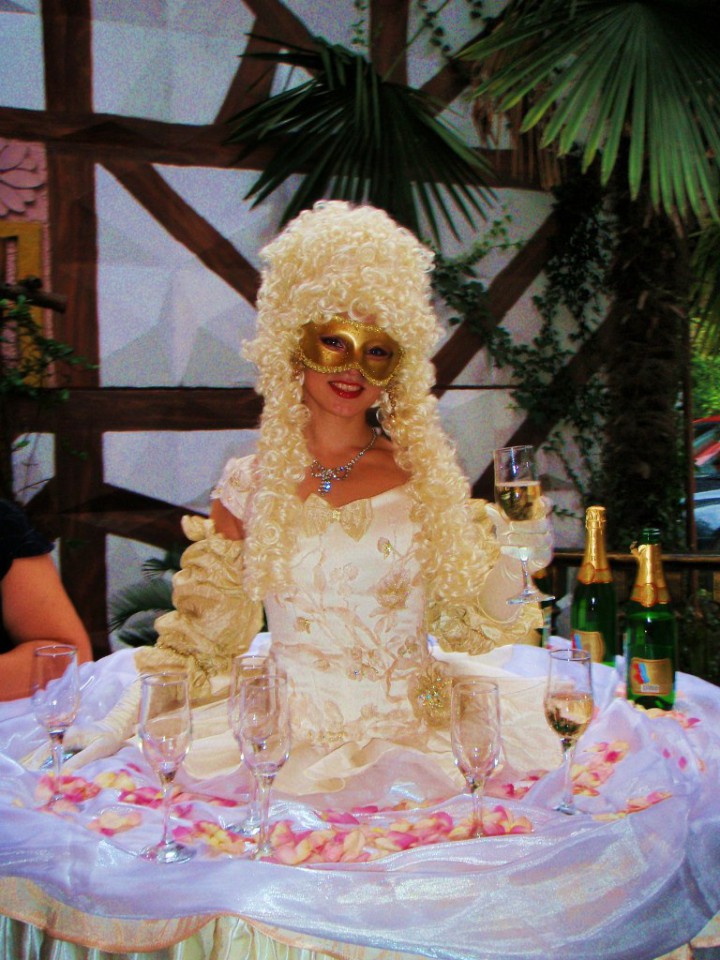 Леди фуршет в Сочи