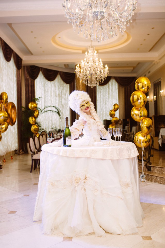 Леди фуршет в Сочи