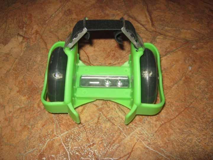 Продам съемные мини-ролики. 1500 руб