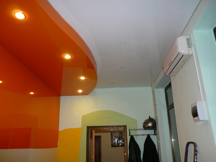 Натяжные потолки ! Практично и на долго.
