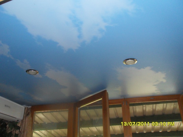 Натяжные потолки ! Практично и на долго.