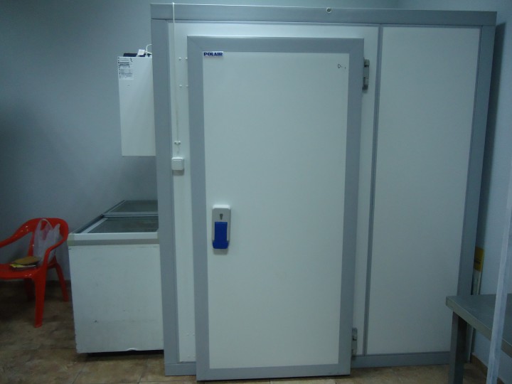 продам холодильную камеру