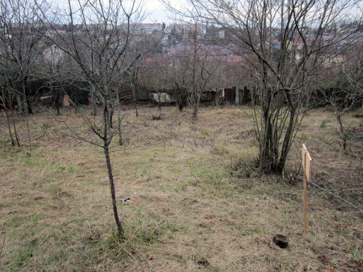 Продаю з/у. 5,5 соток. Собственник