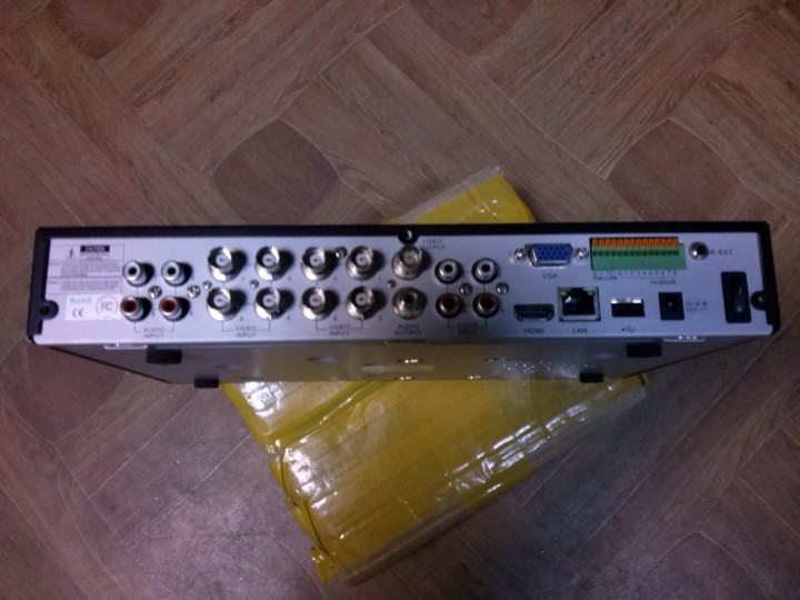 8-ми канальный видеорегистратор стандарта H960