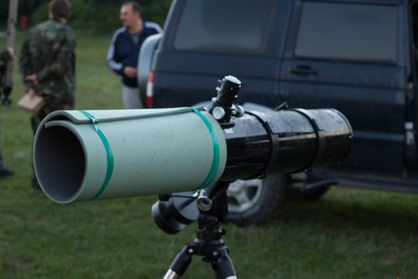 Телескоп ньютона Levenhuk Ra 200N.