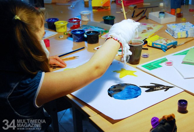 Приглашает принять участие в мастер-классах для детей и взрослых