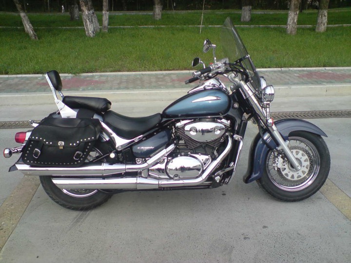 Продам мотоцикл Suzuki Intruder 2000 г.в