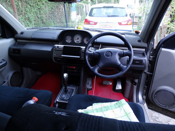 Nissan X-Trail, 2001 АКПП 2.0 правый руль