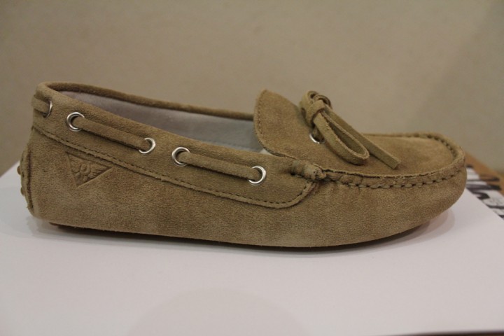 мокасины для девочек 1500 р.  Docksteps р-р 32 