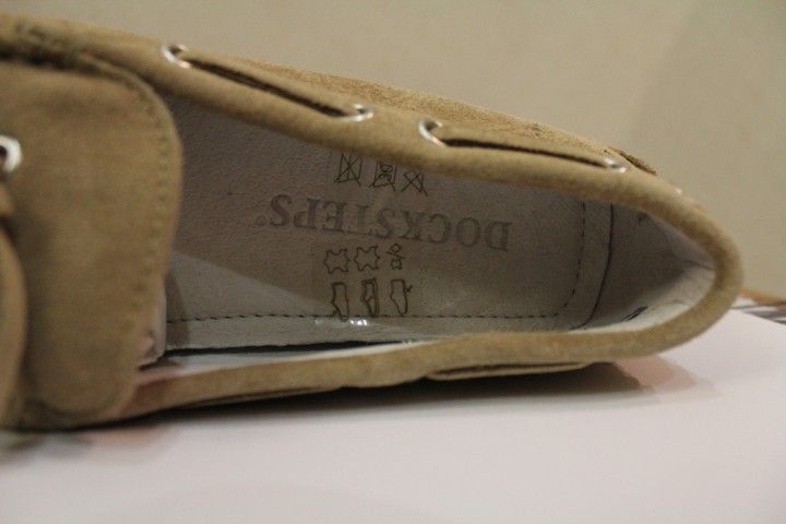 мокасины для девочек 1500 р.  Docksteps р-р 32 