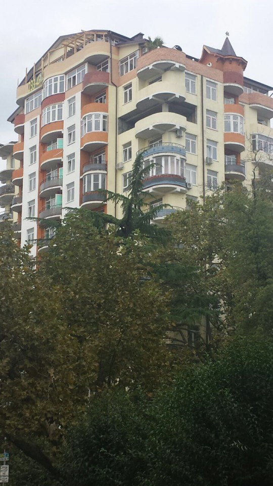 Продам квартиру в Хосте