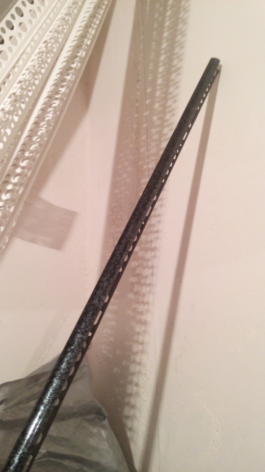 Продам материалы, оставшиеся от ремонта.