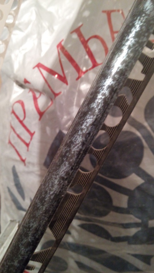 Продам материалы, оставшиеся от ремонта.