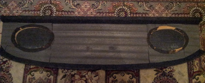 Акустическая полка на классику (ВАЗ 2105-06-07)