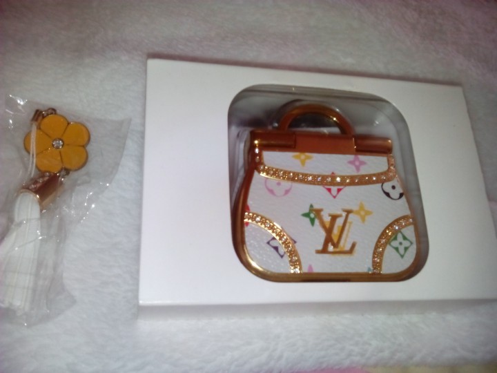 Продам новый детский телефон